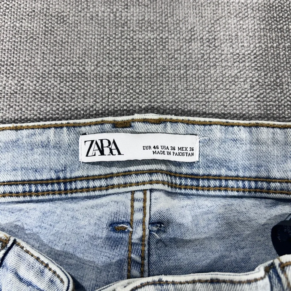 Zara Skinny Cropped Jeans Mens 32 Light Wash Blue NEW Distressed Ripped Tapered